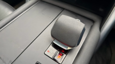 Land Rover Discovery 3.0 D300 R-Dynamic HSE 5dr Auto Diesel Station Wagon